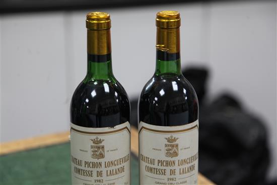 Eleven bottles of Chateau Pichon Longueville Comtesse de Lalande Grand Cru Classe, Pauillac, 1982.